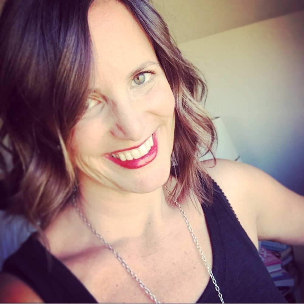 Meet your Posher, Debbie