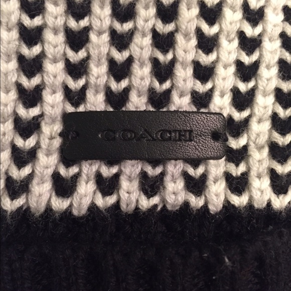 Coach Beanie - Picture 2 of 3