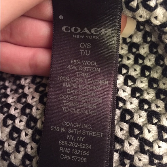 Coach Beanie - Picture 3 of 3