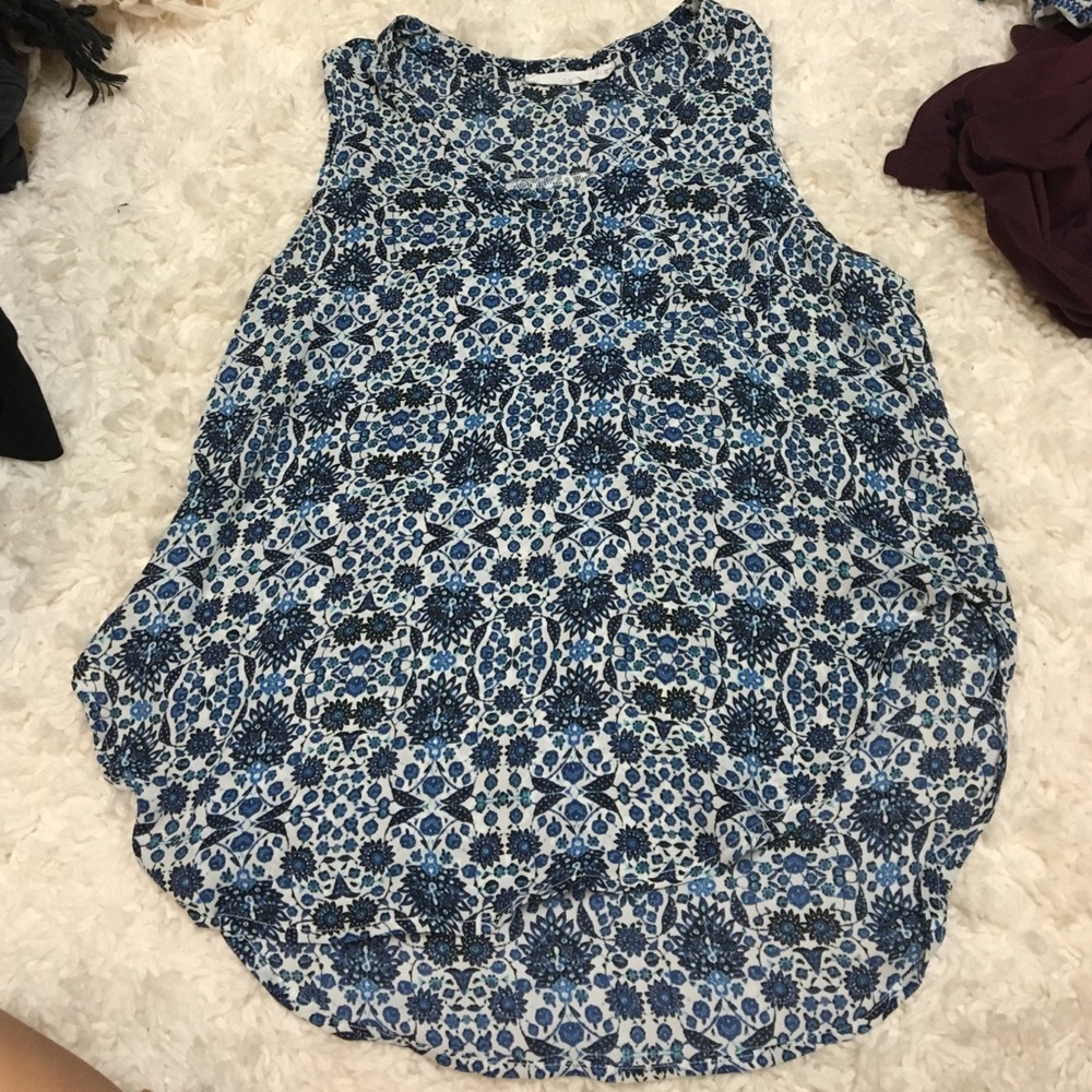 Floral print sleeveless top