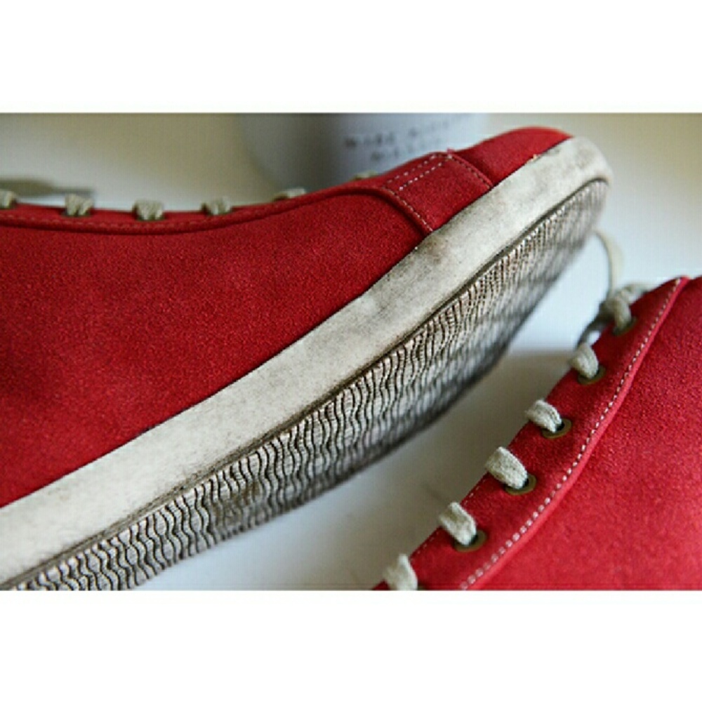 CLEAR-OUT: Vegan Suede Ankle Sneakers - Red - Picture 4 of 4