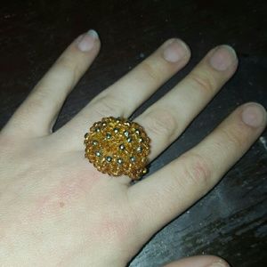 Beaded elastic ring