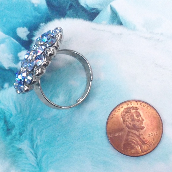 Ring Sparkly Statement - Picture 3 of 5