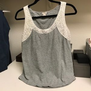 Gray tank top