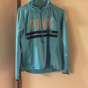 VS Pink Leggings Outfit