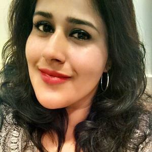 Meet your Posher, Fatima