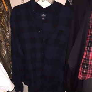 American Eagle Men's Blue And Black Flannel
