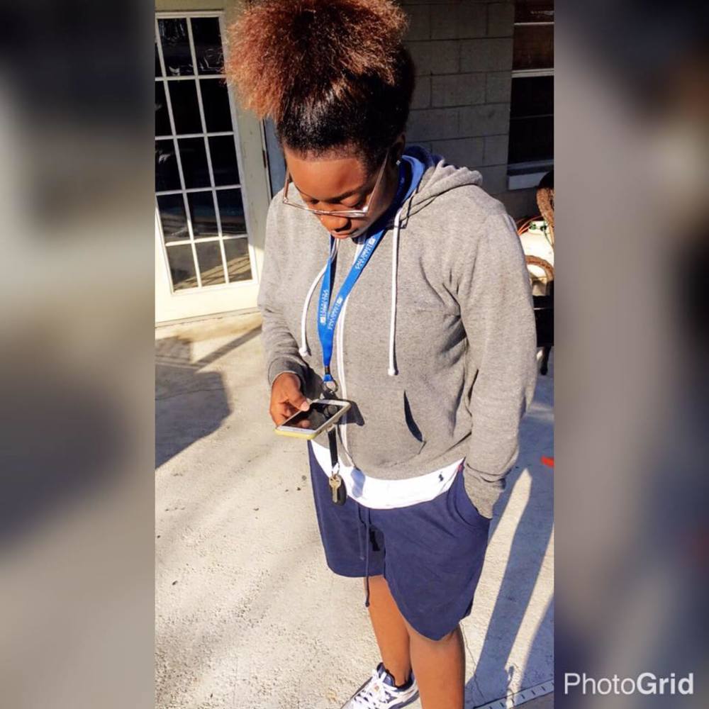 Meet your Posher, Destine