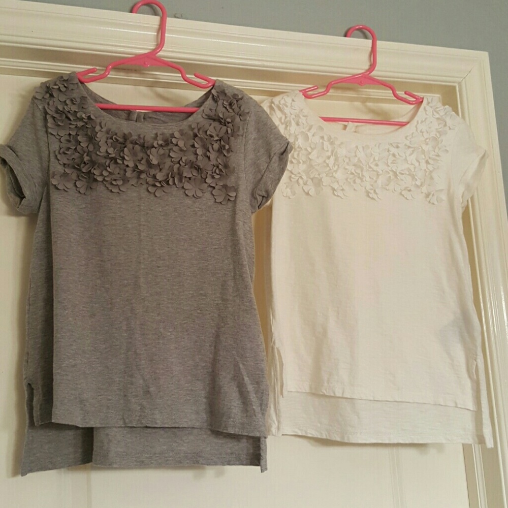 2 Girls Gap Shirts