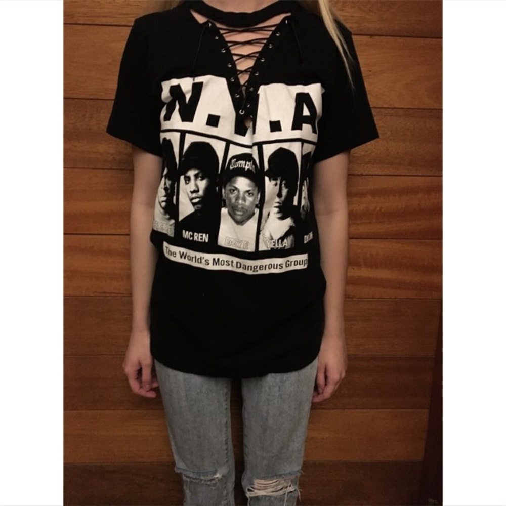 NWA LACE UP TOP
