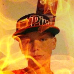 Meet your Posher, Dennis