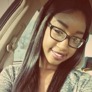 Meet your Posher, Alysha