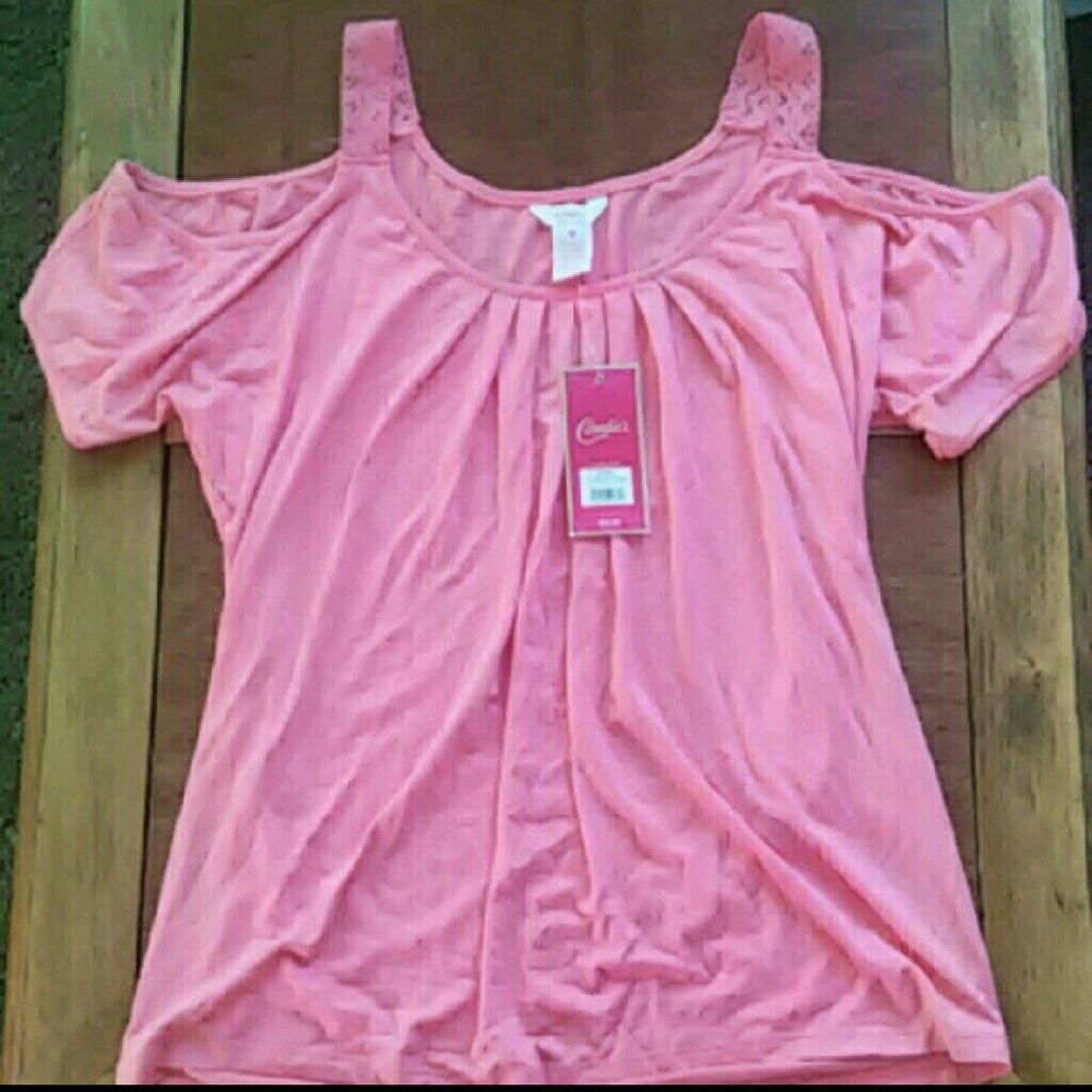 NWT! Candies Cold should top!