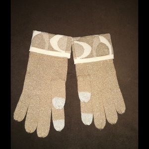 COACH Tech Gloves