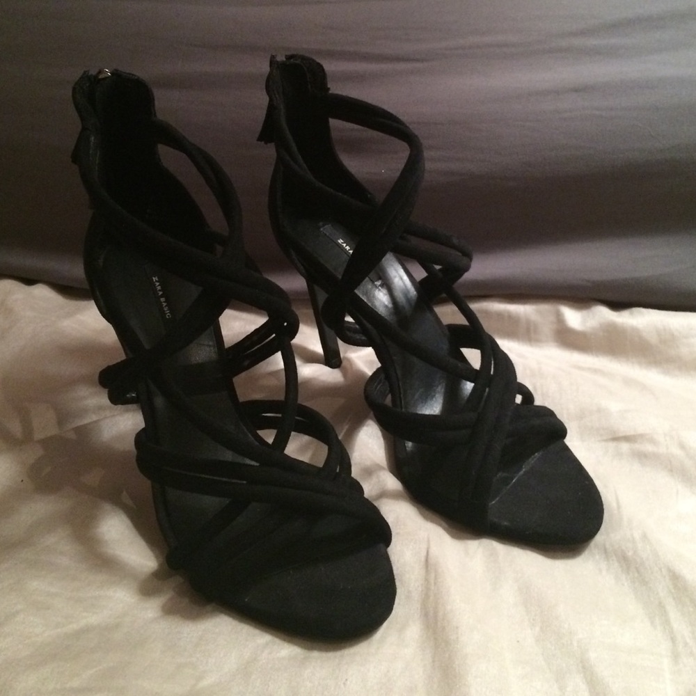 🛍 SOLD 🛍 ZARA BASIC COLLECTION STILETTOS