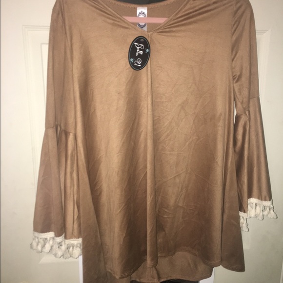 NET boutique blouse. - Picture 2 of 4