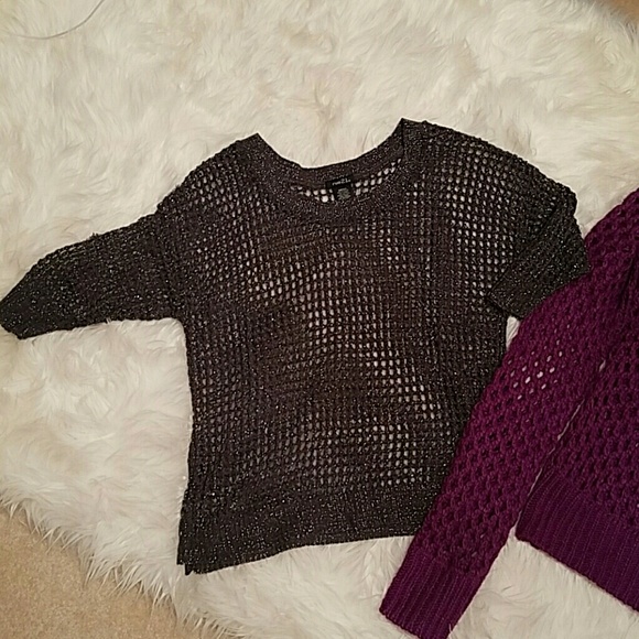 Mesh Tops - Picture 2 of 4