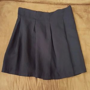 TOBI navy, pleated skirt