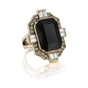 Chloe + Isabel JJardins du Trocadéro Ring