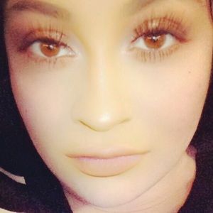 Meet your Posher, Irene