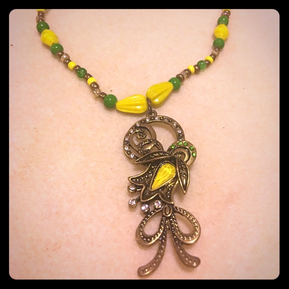 Pretty necklace