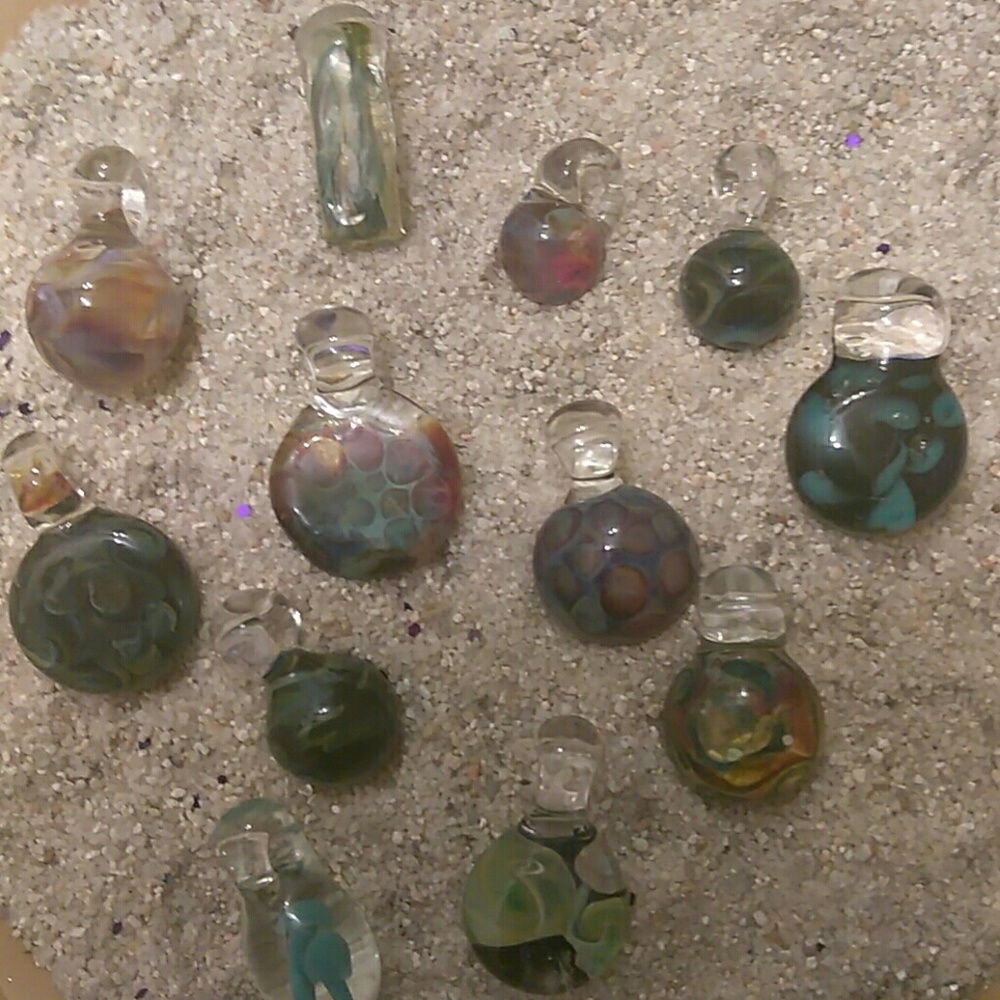 Glass collection of necklaces (12)