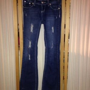 Sound girl jeans size 3 distressed low rise BLING