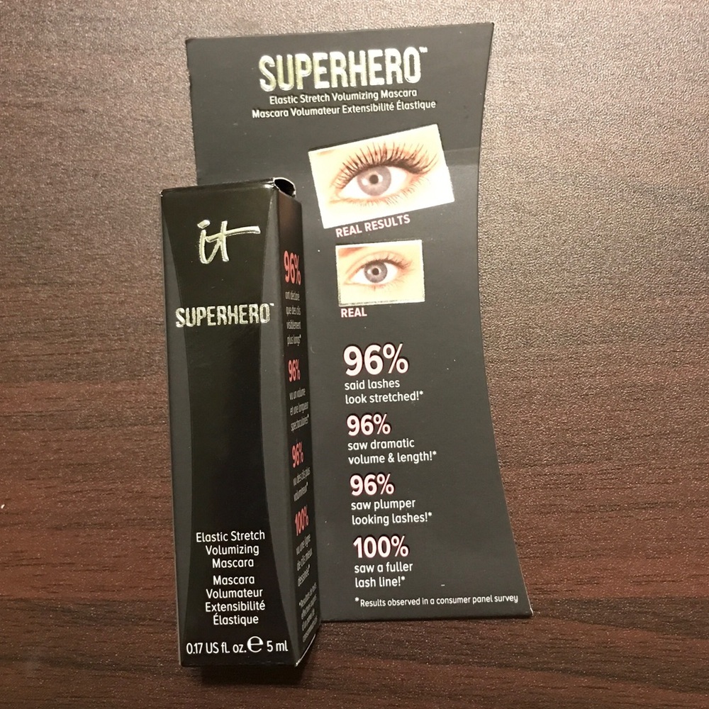 Superhero Elastic Stretch Volumizing Mascara