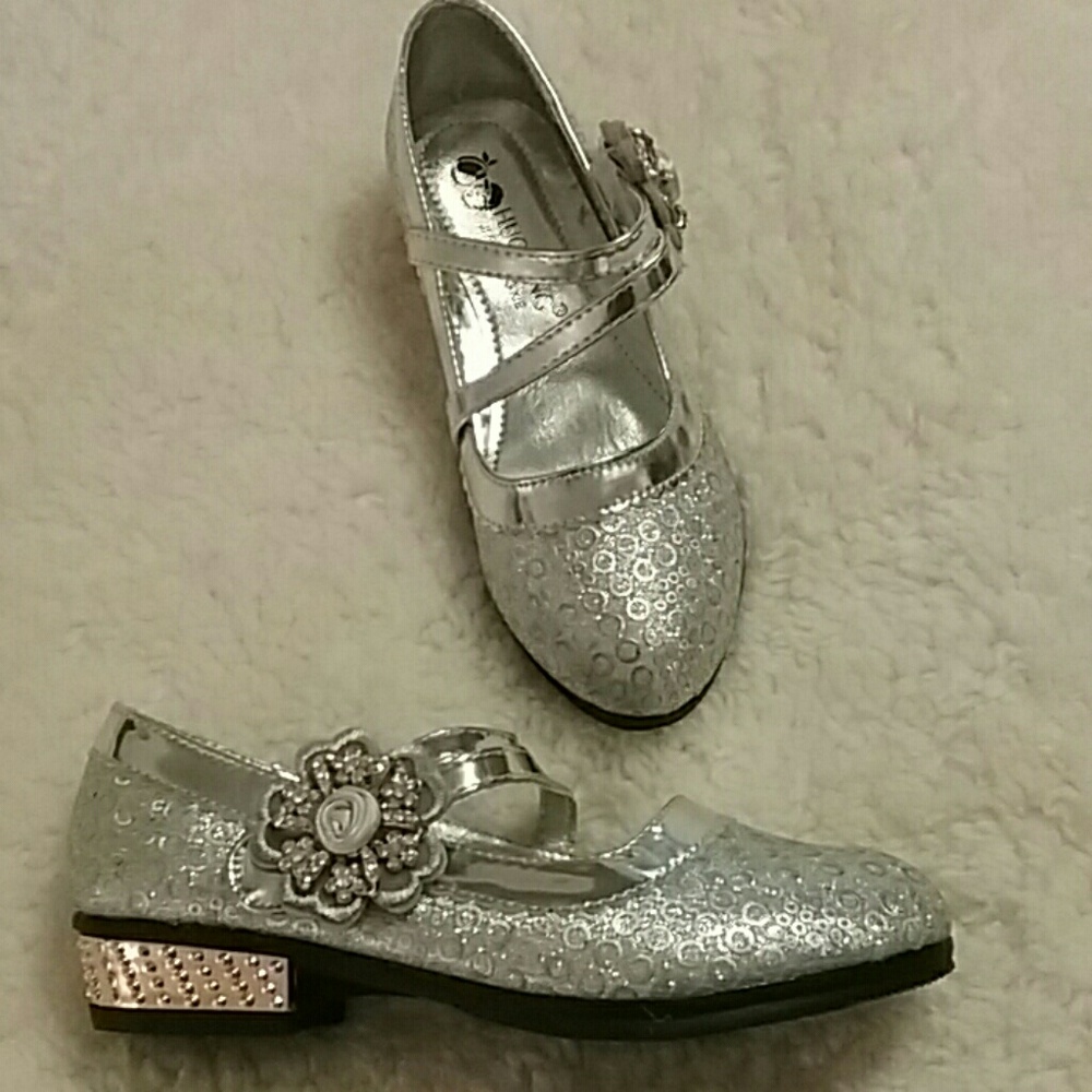Girls dress shoes