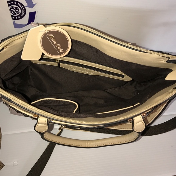 Mellow World Franchesca Tote in Khaki NEW! - Picture 3 of 4