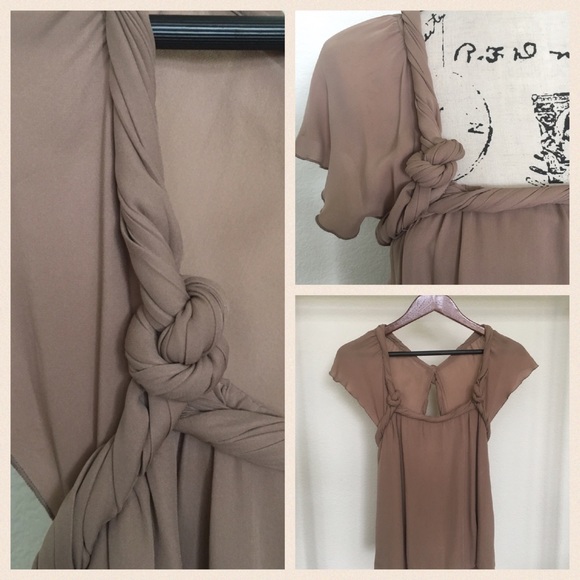 💯 silk Banana Republic blouse. - Picture 3 of 8