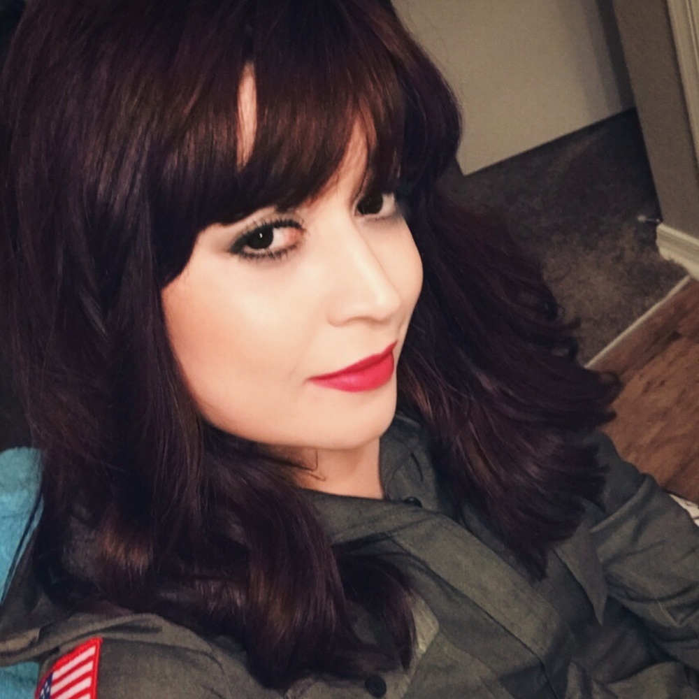 Meet your Posher, Maria