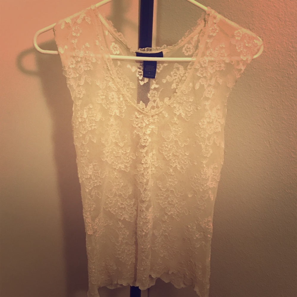 Cream lace Express top