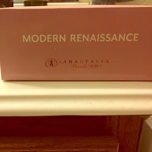 Anastasia Modern Renaissance pallet.