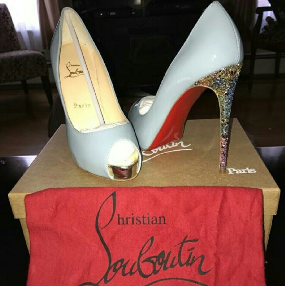 Christian Louboutin -*SOLD*-