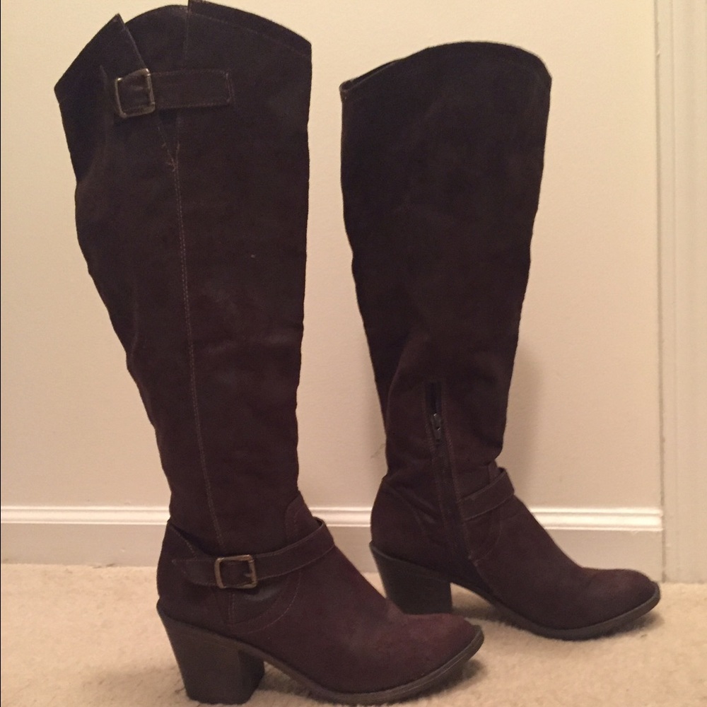 Brown boots