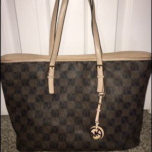 Michael Kors Checkerboard Jet Set Medium Tote
