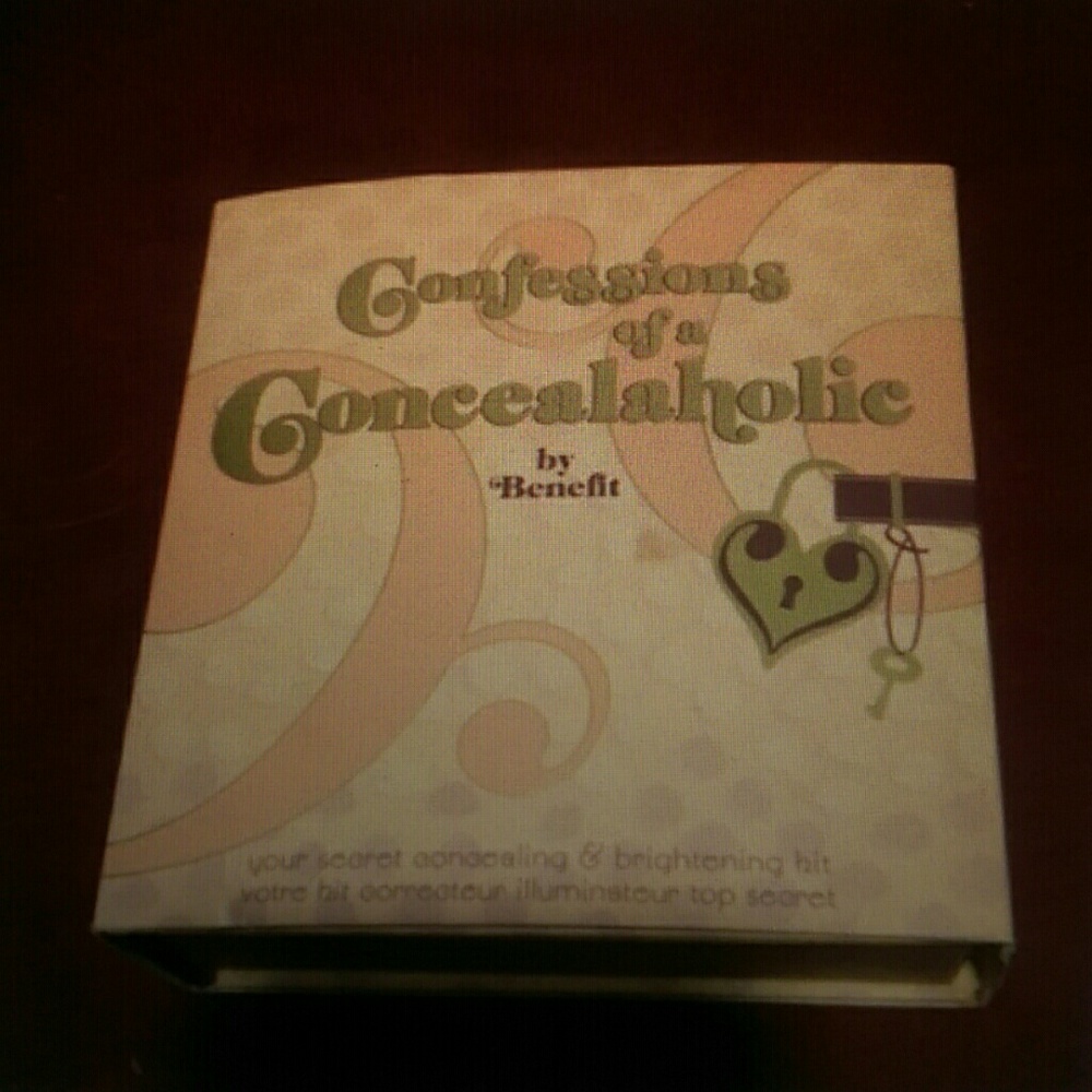 Benefit!! Confessions of a concealoholic