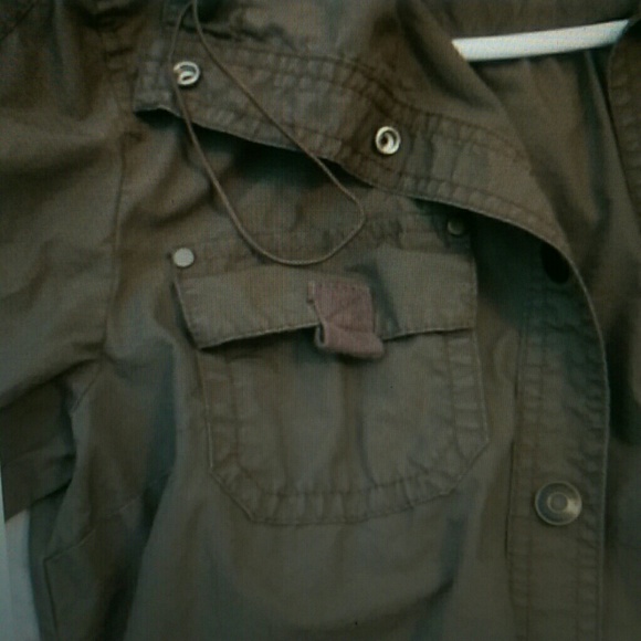Ann Taylor: light brown cropped Jacket - Small - Picture 2 of 4