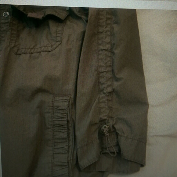 Ann Taylor: light brown cropped Jacket - Small - Picture 3 of 4