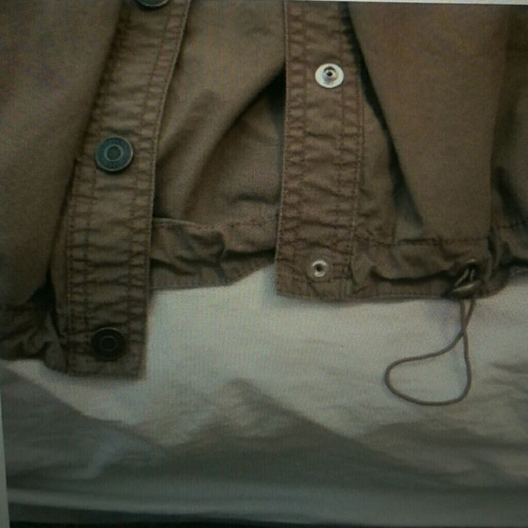 Ann Taylor: light brown cropped Jacket - Small - Picture 4 of 4