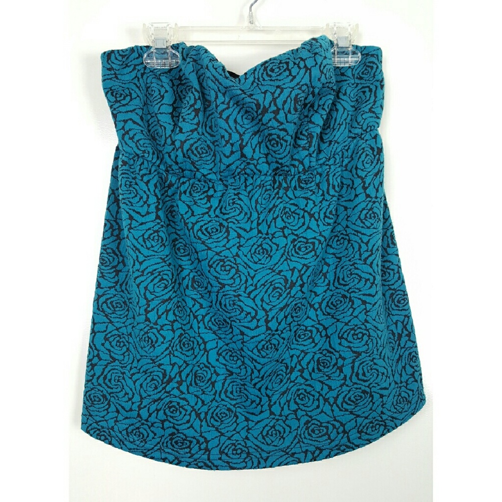 Torrid rose top