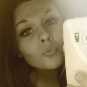 Meet your Posher, Aly