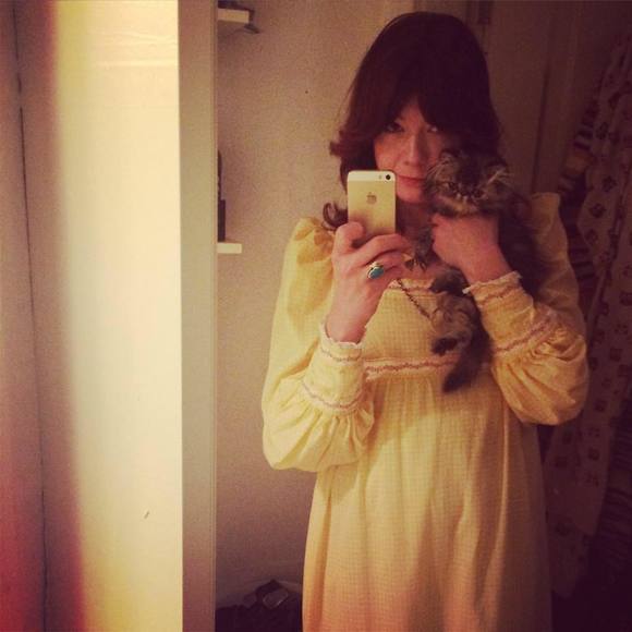 Meet your Posher, Christa - Picture 2 of 4