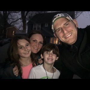 Meet your Posher, Adam