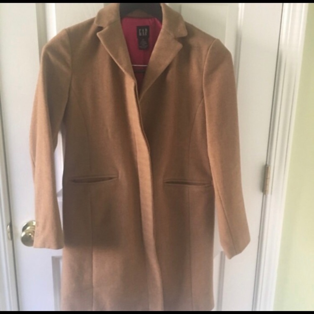 Gap camel peacoat