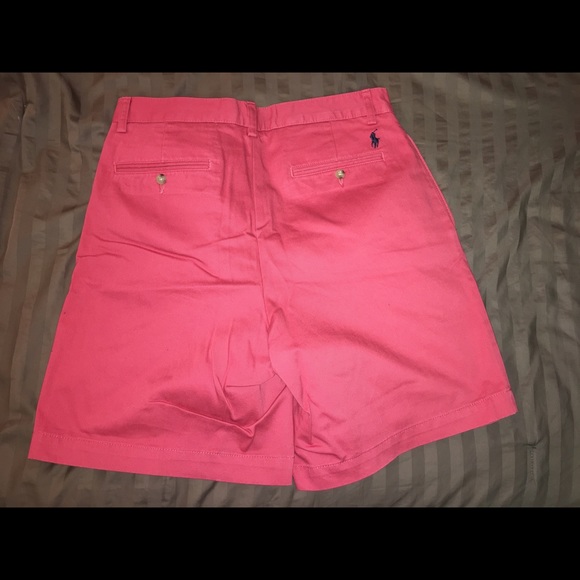 Polo shorts - Picture 2 of 3
