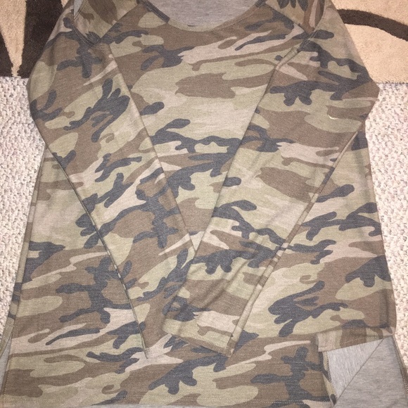 LAST TWO SMALL- Army Print Cold Shoulder Top - Picture 3 of 4