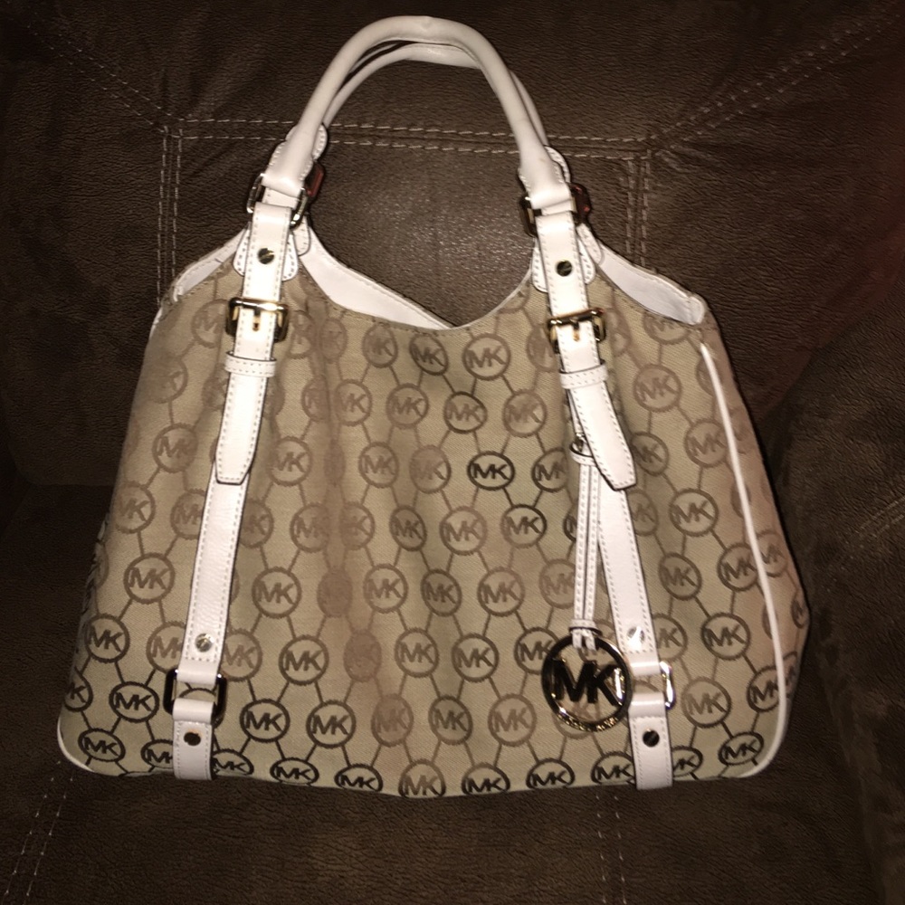 Michael Kors logo bag 💼