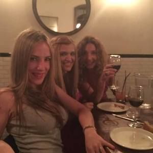 Meet your Posher, Beni